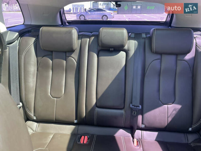 Білий Ленд Ровер Рендж Ровер Евок, об'ємом двигуна 2.18 л та пробігом 152 тис. км за 21000 $, фото 42 на Automoto.ua