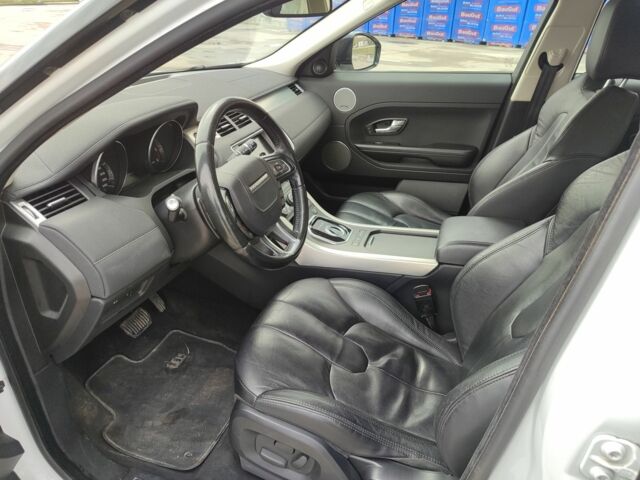 Білий Ленд Ровер Рендж Ровер Евок, об'ємом двигуна 2.2 л та пробігом 134 тис. км за 16990 $, фото 6 на Automoto.ua