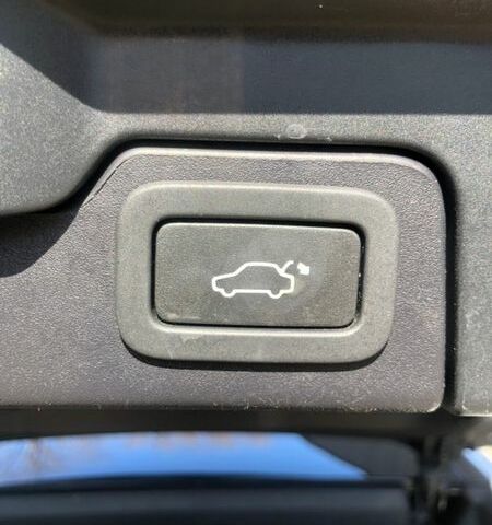 Белый Ленд Ровер Рендж Ровер Эвок, объемом двигателя 2 л и пробегом 245 тыс. км за 16300 $, фото 31 на Automoto.ua