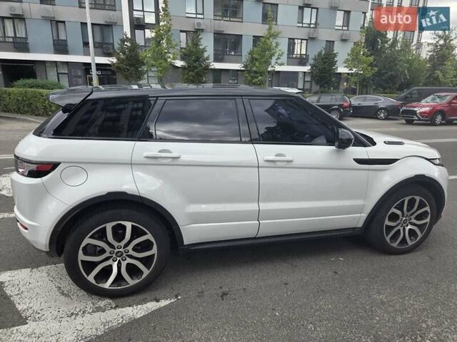 Белый Ленд Ровер Рендж Ровер Эвок, объемом двигателя 2.18 л и пробегом 213 тыс. км за 22000 $, фото 4 на Automoto.ua