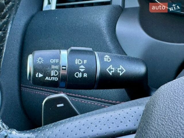 Белый Ленд Ровер Рендж Ровер Эвок, объемом двигателя 2 л и пробегом 135 тыс. км за 15500 $, фото 48 на Automoto.ua