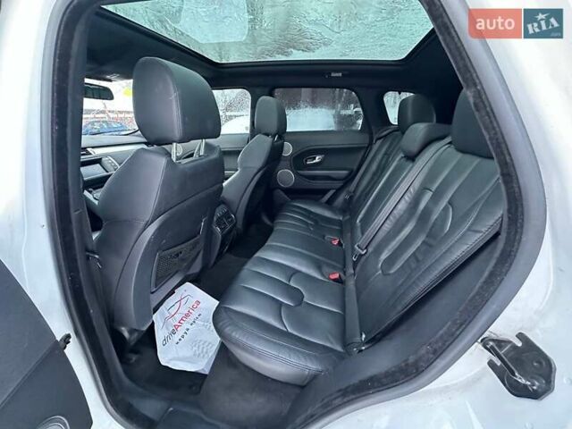 Білий Ленд Ровер Рендж Ровер Евок, об'ємом двигуна 2 л та пробігом 206 тис. км за 11800 $, фото 19 на Automoto.ua