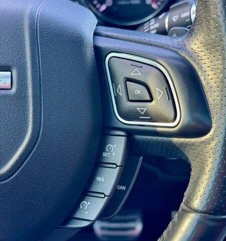 Белый Ленд Ровер Рендж Ровер Эвок, объемом двигателя 2 л и пробегом 135 тыс. км за 15500 $, фото 43 на Automoto.ua