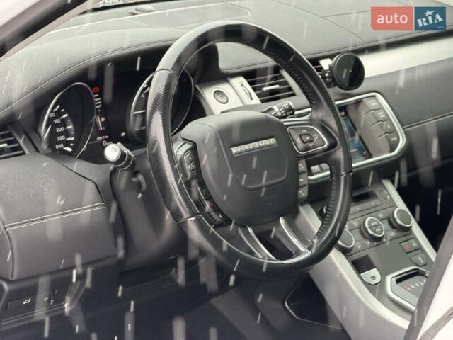 Білий Ленд Ровер Рендж Ровер Евок, об'ємом двигуна 0 л та пробігом 133 тис. км за 19999 $, фото 8 на Automoto.ua