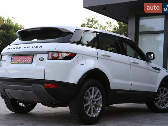 Білий Ленд Ровер Рендж Ровер Евок, об'ємом двигуна 2.18 л та пробігом 108 тис. км за 18999 $, фото 57 на Automoto.ua