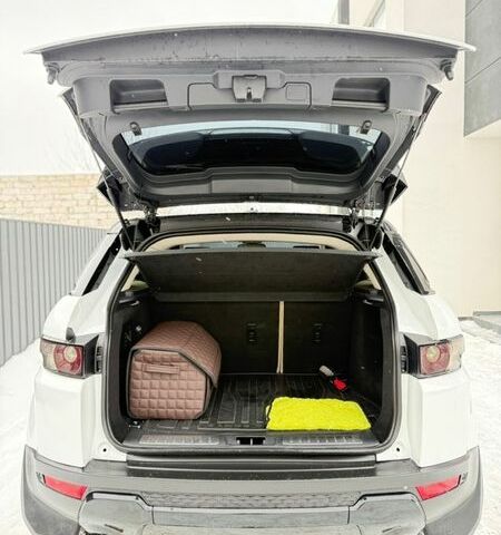 Білий Ленд Ровер Рендж Ровер Евок, об'ємом двигуна 2 л та пробігом 120 тис. км за 17900 $, фото 6 на Automoto.ua