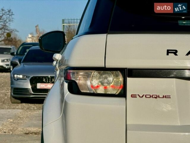 Белый Ленд Ровер Рендж Ровер Эвок, объемом двигателя 2 л и пробегом 135 тыс. км за 15500 $, фото 84 на Automoto.ua