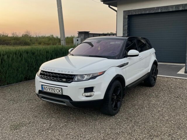 Білий Ленд Ровер Рендж Ровер Евок, об'ємом двигуна 2 л та пробігом 111 тис. км за 15999 $, фото 1 на Automoto.ua