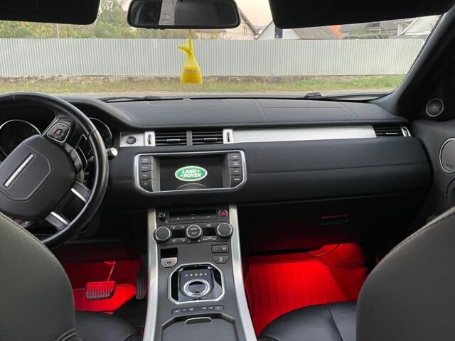 Білий Ленд Ровер Рендж Ровер Евок, об'ємом двигуна 2 л та пробігом 111 тис. км за 15999 $, фото 6 на Automoto.ua