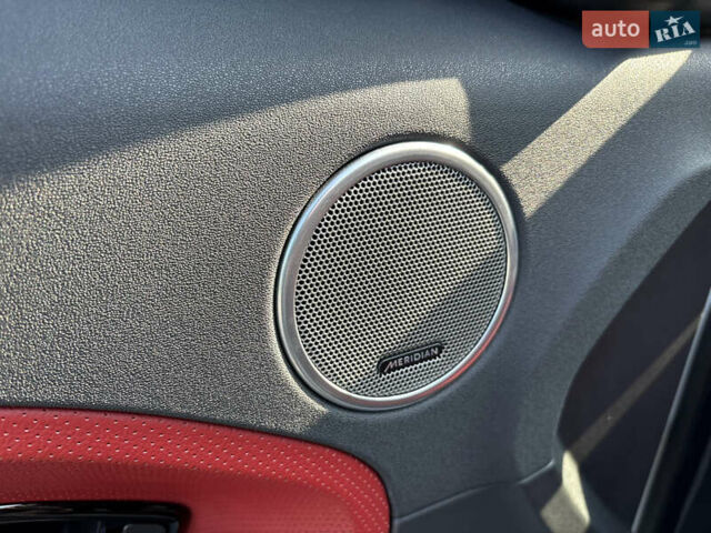 Білий Ленд Ровер Рендж Ровер Евок, об'ємом двигуна 2.18 л та пробігом 144 тис. км за 21499 $, фото 11 на Automoto.ua