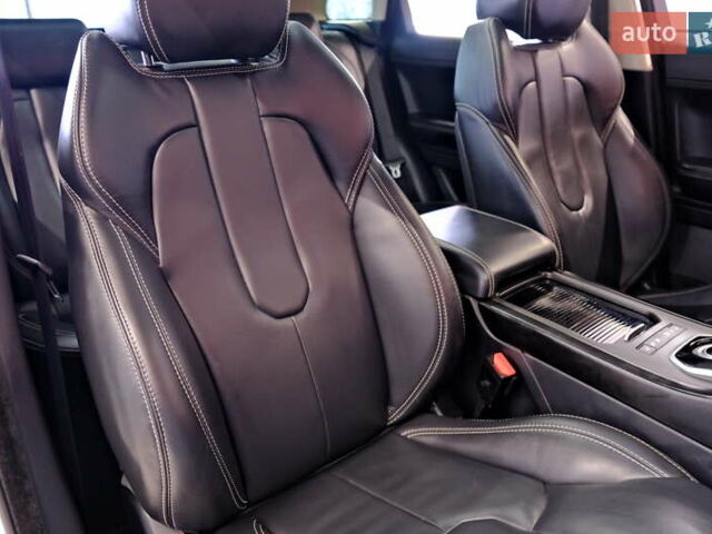 Білий Ленд Ровер Рендж Ровер Евок, об'ємом двигуна 2.2 л та пробігом 187 тис. км за 16900 $, фото 44 на Automoto.ua