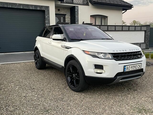 Білий Ленд Ровер Рендж Ровер Евок, об'ємом двигуна 2 л та пробігом 111 тис. км за 15999 $, фото 2 на Automoto.ua