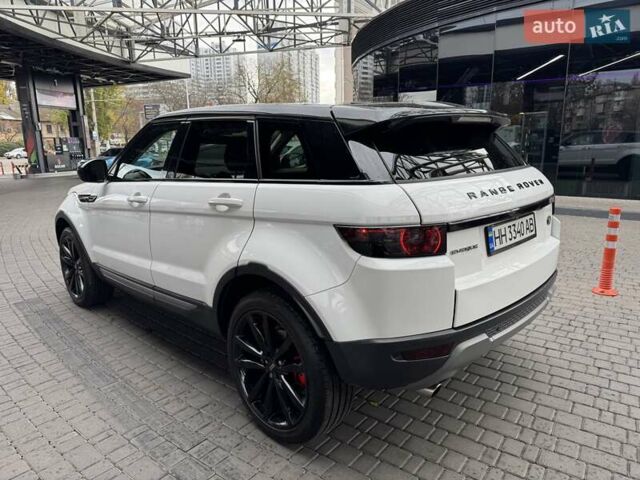 Белый Ленд Ровер Рендж Ровер Эвок, объемом двигателя 2 л и пробегом 110 тыс. км за 15500 $, фото 3 на Automoto.ua