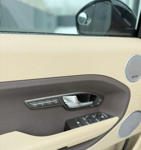 Білий Ленд Ровер Рендж Ровер Евок, об'ємом двигуна 2 л та пробігом 120 тис. км за 17900 $, фото 13 на Automoto.ua