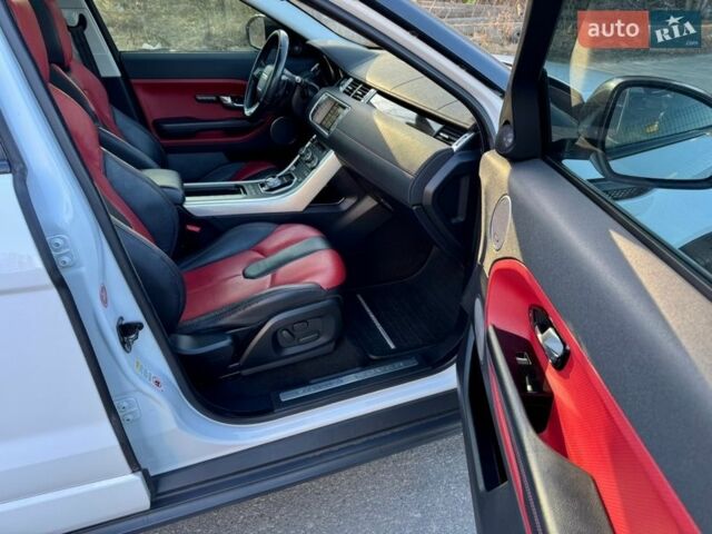 Белый Ленд Ровер Рендж Ровер Эвок, объемом двигателя 2 л и пробегом 135 тыс. км за 15500 $, фото 29 на Automoto.ua