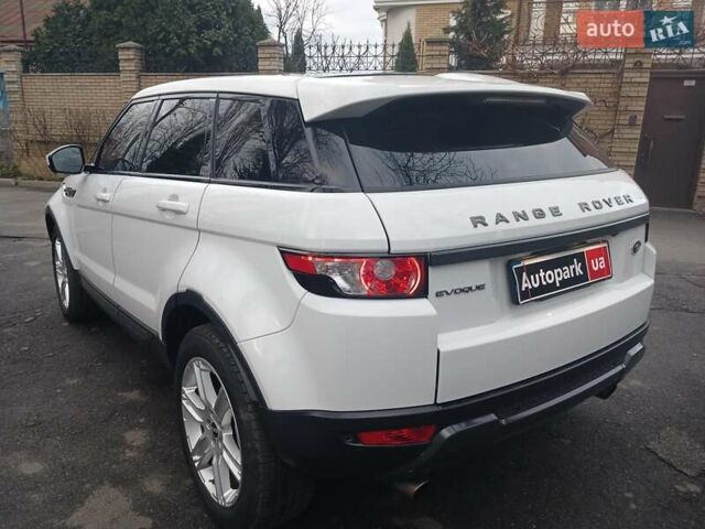 Білий Ленд Ровер Рендж Ровер Евок, об'ємом двигуна 2 л та пробігом 128 тис. км за 16990 $, фото 6 на Automoto.ua