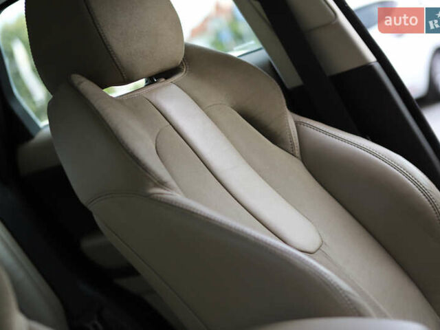 Белый Ленд Ровер Рендж Ровер Эвок, объемом двигателя 2.18 л и пробегом 108 тыс. км за 18999 $, фото 89 на Automoto.ua