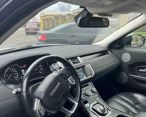 Білий Ленд Ровер Рендж Ровер Евок, об'ємом двигуна 2 л та пробігом 205 тис. км за 14300 $, фото 4 на Automoto.ua