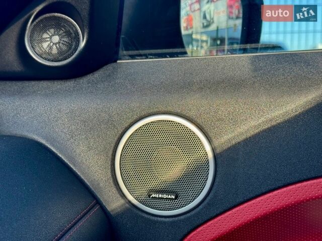 Белый Ленд Ровер Рендж Ровер Эвок, объемом двигателя 2 л и пробегом 135 тыс. км за 15500 $, фото 51 на Automoto.ua