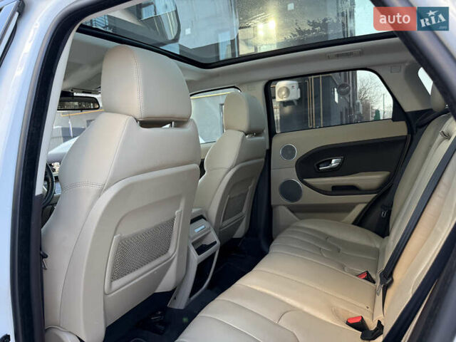 Белый Ленд Ровер Рендж Ровер Эвок, объемом двигателя 2.2 л и пробегом 115 тыс. км за 18999 $, фото 55 на Automoto.ua