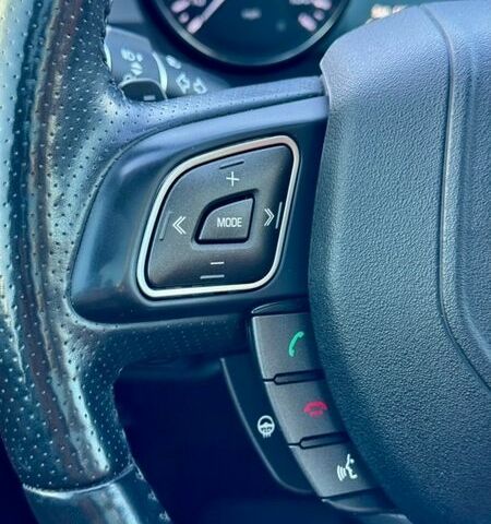 Белый Ленд Ровер Рендж Ровер Эвок, объемом двигателя 2 л и пробегом 135 тыс. км за 15500 $, фото 44 на Automoto.ua