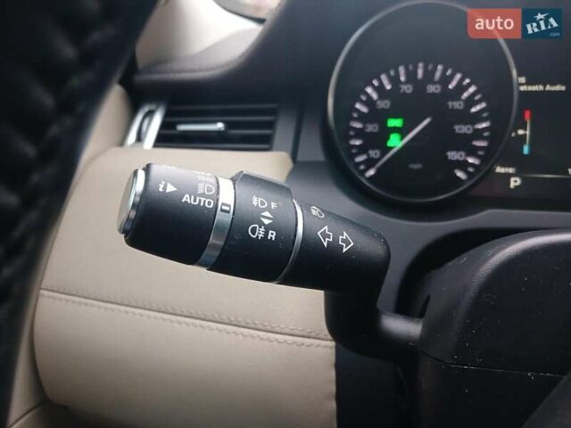 Білий Ленд Ровер Рендж Ровер Евок, об'ємом двигуна 2 л та пробігом 128 тис. км за 16990 $, фото 18 на Automoto.ua