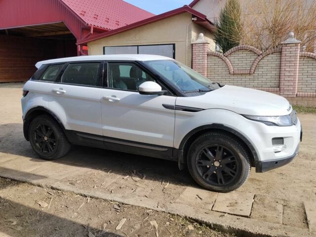 Білий Ленд Ровер Рендж Ровер Евок, об'ємом двигуна 2.2 л та пробігом 134 тис. км за 13500 $, фото 3 на Automoto.ua