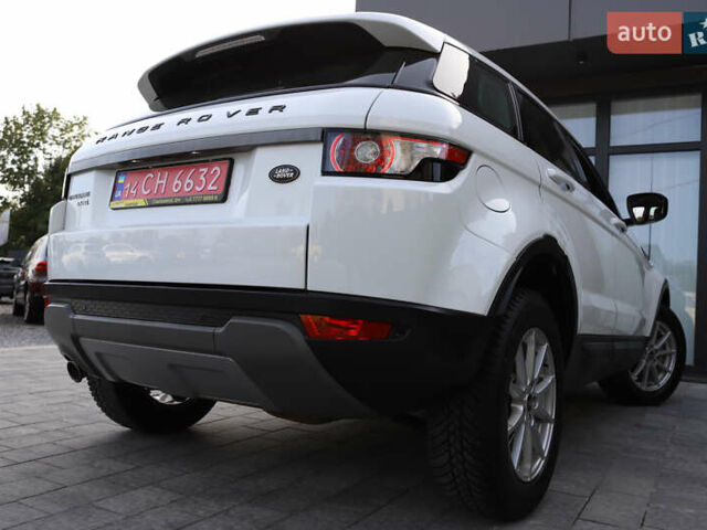Білий Ленд Ровер Рендж Ровер Евок, об'ємом двигуна 2.18 л та пробігом 108 тис. км за 18999 $, фото 60 на Automoto.ua