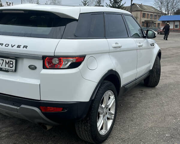 Білий Ленд Ровер Рендж Ровер Евок, об'ємом двигуна 2 л та пробігом 205 тис. км за 14300 $, фото 1 на Automoto.ua