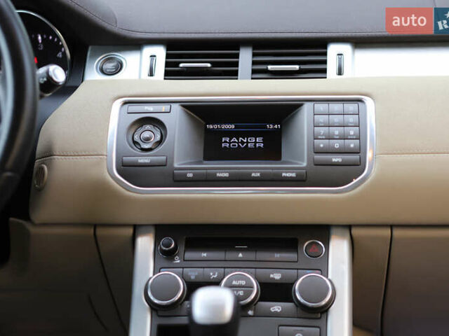 Білий Ленд Ровер Рендж Ровер Евок, об'ємом двигуна 2.18 л та пробігом 108 тис. км за 18999 $, фото 104 на Automoto.ua