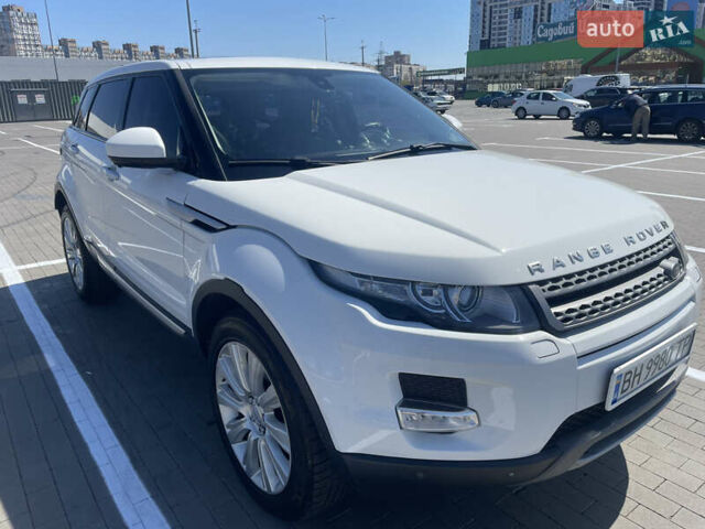 Білий Ленд Ровер Рендж Ровер Евок, об'ємом двигуна 2.18 л та пробігом 152 тис. км за 21000 $, фото 5 на Automoto.ua