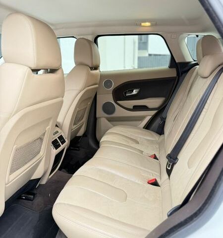 Білий Ленд Ровер Рендж Ровер Евок, об'ємом двигуна 2 л та пробігом 120 тис. км за 17900 $, фото 15 на Automoto.ua