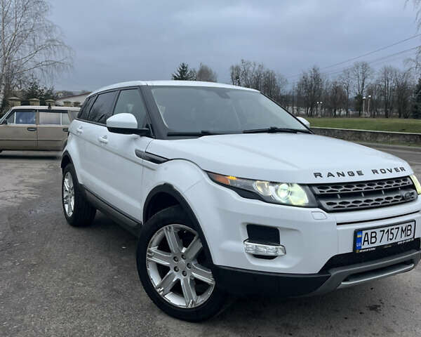 Білий Ленд Ровер Рендж Ровер Евок, об'ємом двигуна 2 л та пробігом 205 тис. км за 14300 $, фото 5 на Automoto.ua