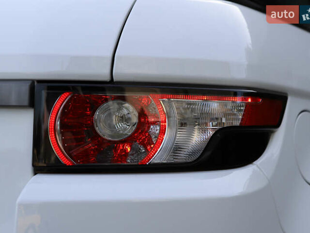 Білий Ленд Ровер Рендж Ровер Евок, об'ємом двигуна 2.18 л та пробігом 108 тис. км за 18999 $, фото 44 на Automoto.ua