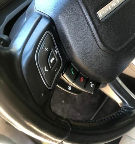 Белый Ленд Ровер Рендж Ровер Эвок, объемом двигателя 2 л и пробегом 245 тыс. км за 16300 $, фото 45 на Automoto.ua