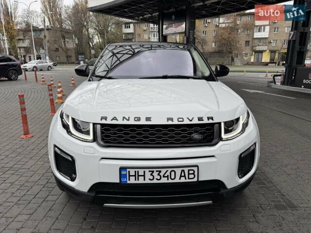 Белый Ленд Ровер Рендж Ровер Эвок, объемом двигателя 2 л и пробегом 110 тыс. км за 15500 $, фото 2 на Automoto.ua