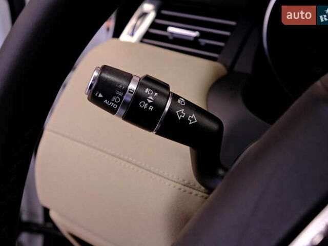 Білий Ленд Ровер Рендж Ровер Евок, об'ємом двигуна 2 л та пробігом 127 тис. км за 14900 $, фото 21 на Automoto.ua