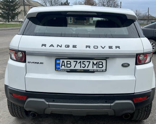 Білий Ленд Ровер Рендж Ровер Евок, об'ємом двигуна 2 л та пробігом 205 тис. км за 14300 $, фото 2 на Automoto.ua