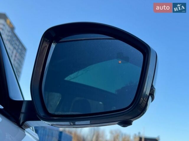 Белый Ленд Ровер Рендж Ровер Эвок, объемом двигателя 2 л и пробегом 135 тыс. км за 15500 $, фото 34 на Automoto.ua