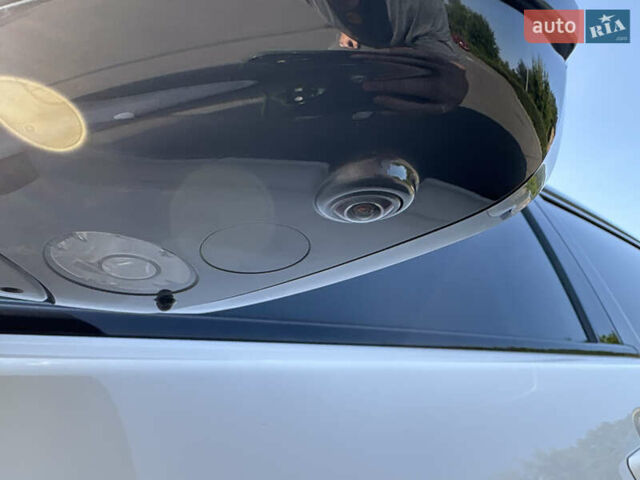 Белый Ленд Ровер Рендж Ровер Эвок, объемом двигателя 2.18 л и пробегом 144 тыс. км за 20900 $, фото 6 на Automoto.ua