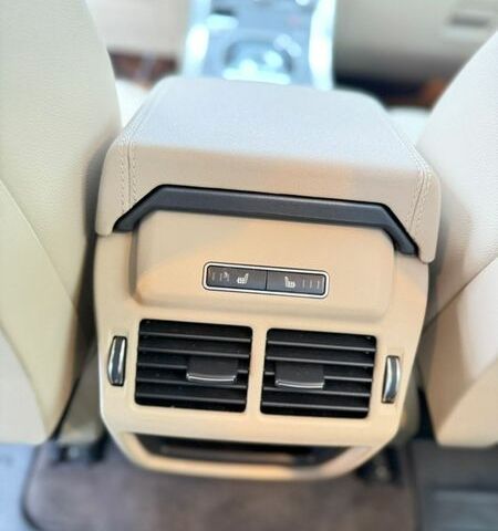 Білий Ленд Ровер Рендж Ровер Евок, об'ємом двигуна 2 л та пробігом 120 тис. км за 17900 $, фото 17 на Automoto.ua