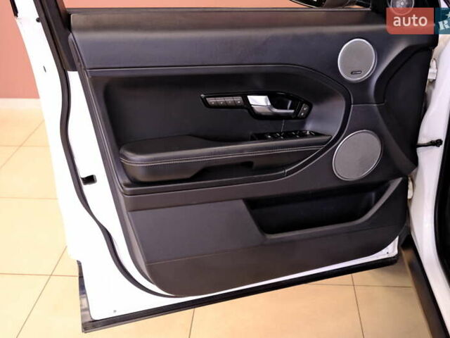 Білий Ленд Ровер Рендж Ровер Евок, об'ємом двигуна 2.2 л та пробігом 187 тис. км за 16900 $, фото 28 на Automoto.ua