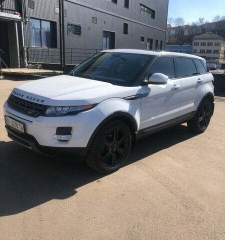 Белый Ленд Ровер Рендж Ровер Эвок, объемом двигателя 2 л и пробегом 245 тыс. км за 16300 $, фото 4 на Automoto.ua