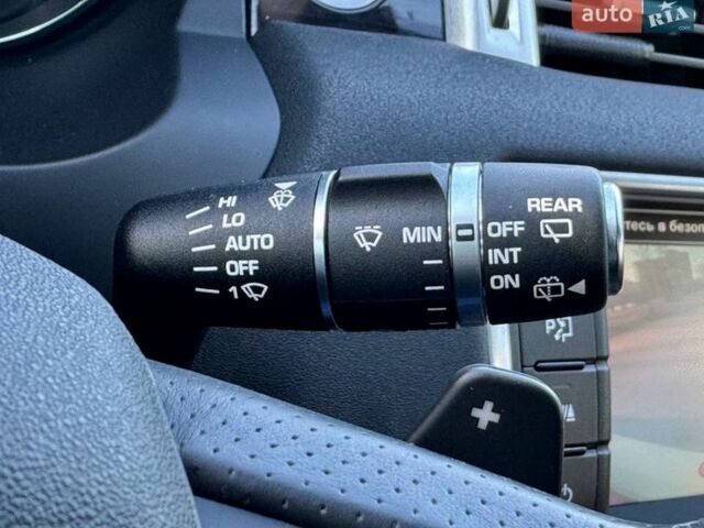 Белый Ленд Ровер Рендж Ровер Эвок, объемом двигателя 2 л и пробегом 135 тыс. км за 15500 $, фото 47 на Automoto.ua