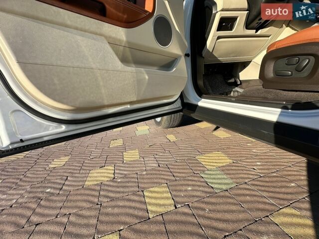 Белый Ленд Ровер Рендж Ровер Эвок, объемом двигателя 2.2 л и пробегом 175 тыс. км за 17800 $, фото 41 на Automoto.ua