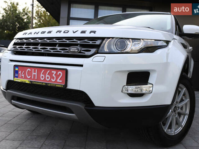 Білий Ленд Ровер Рендж Ровер Евок, об'ємом двигуна 2.18 л та пробігом 108 тис. км за 18999 $, фото 13 на Automoto.ua