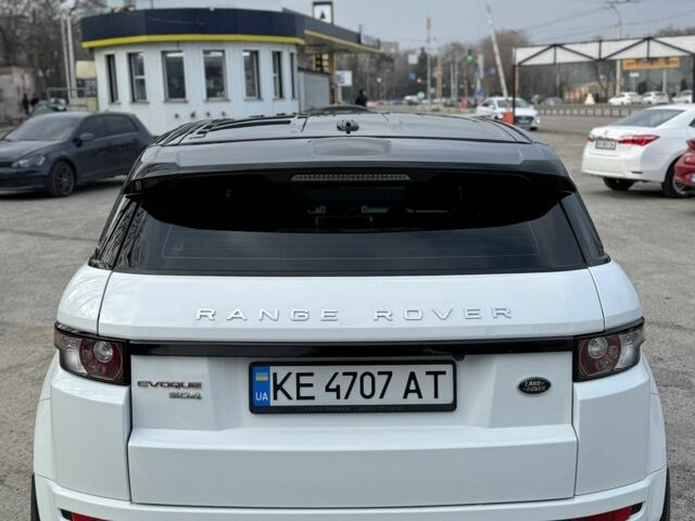 Білий Ленд Ровер Рендж Ровер Евок, об'ємом двигуна 2.18 л та пробігом 144 тис. км за 20000 $, фото 3 на Automoto.ua