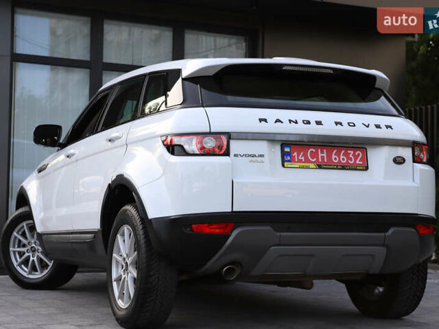 Белый Ленд Ровер Рендж Ровер Эвок, объемом двигателя 2.18 л и пробегом 108 тыс. км за 18999 $, фото 4 на Automoto.ua