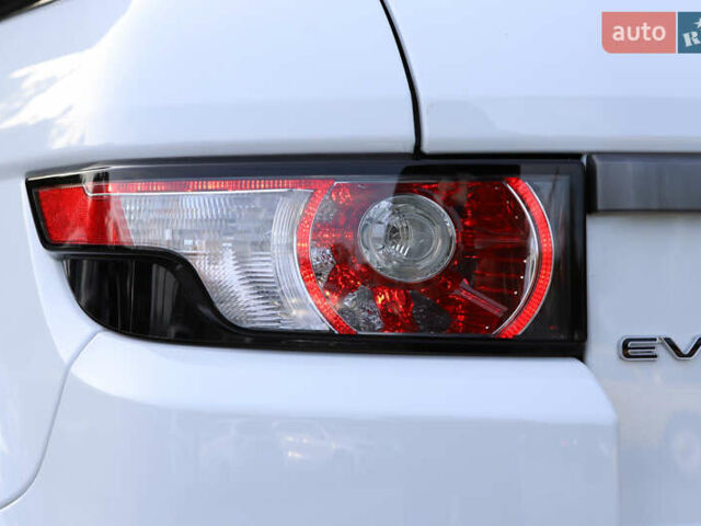 Белый Ленд Ровер Рендж Ровер Эвок, объемом двигателя 2.18 л и пробегом 108 тыс. км за 18999 $, фото 40 на Automoto.ua