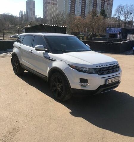 Белый Ленд Ровер Рендж Ровер Эвок, объемом двигателя 2 л и пробегом 245 тыс. км за 16300 $, фото 18 на Automoto.ua